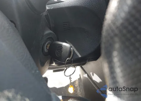 2016 Toyota Corolla Le Plus from USA, damaged, VIN 2T1BURHE7GC541788